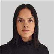 Profesora de inglés inmersiva apta para todas las edades y niveles.
